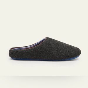 Boden Slip on Slippers Grey Men’s 9 EUR 42 Textured felt wool w/ Sherpa NEW